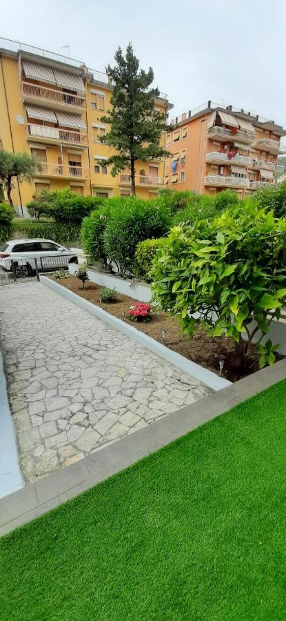 L'Angolo D'Amare Lerici Εξωτερικό φωτογραφία